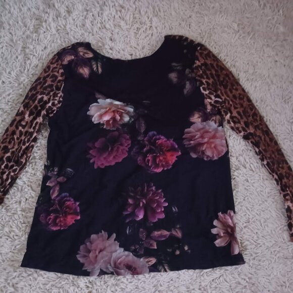 Johnny Was LA Women’s S Long Sleeve Leopard Print Bamboo/Spandex Top – Boho Chic - Picture 5 of 7